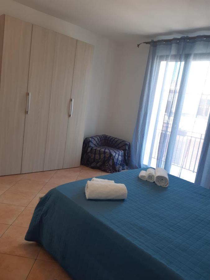 A Casa Di Loretta Apartment Теразини Екстериор снимка